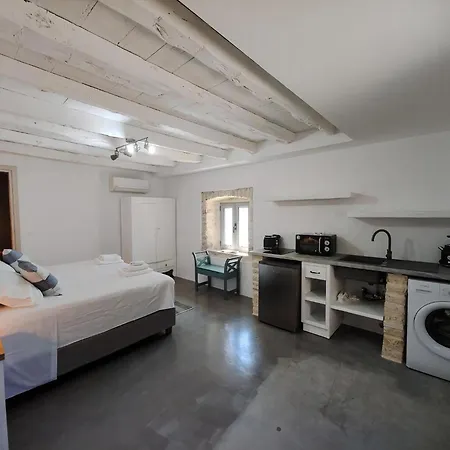 Villa Mit Drei Schlafzimmern Und Atemberaubendem Meerblick