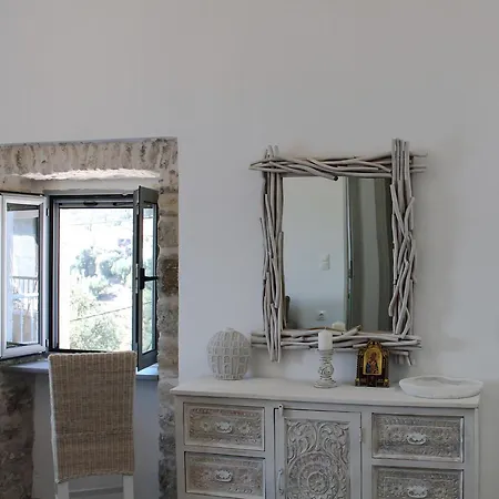 Villa Mit Drei Schlafzimmern Und Atemberaubendem Meerblick